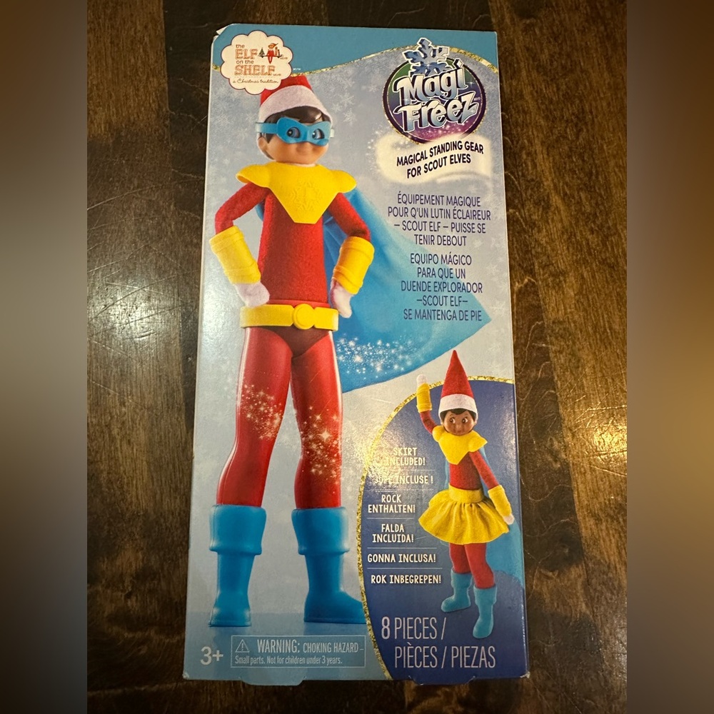 The Elf on The Shelf Elf Magical Standing Gear for Scout Elves Polar Power Hero